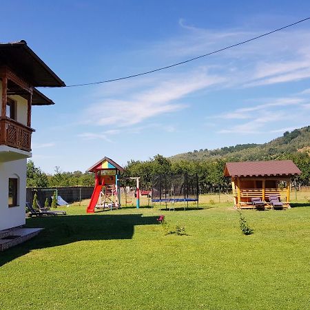 La Bunicu Vila Polovragi Exterior foto