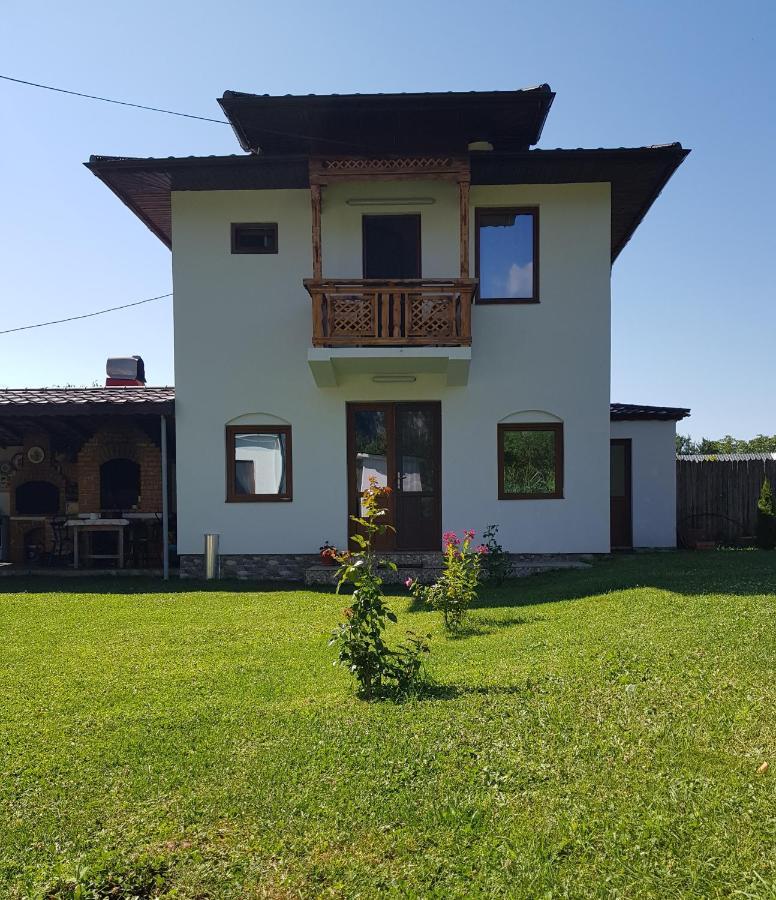 La Bunicu Vila Polovragi Exterior foto