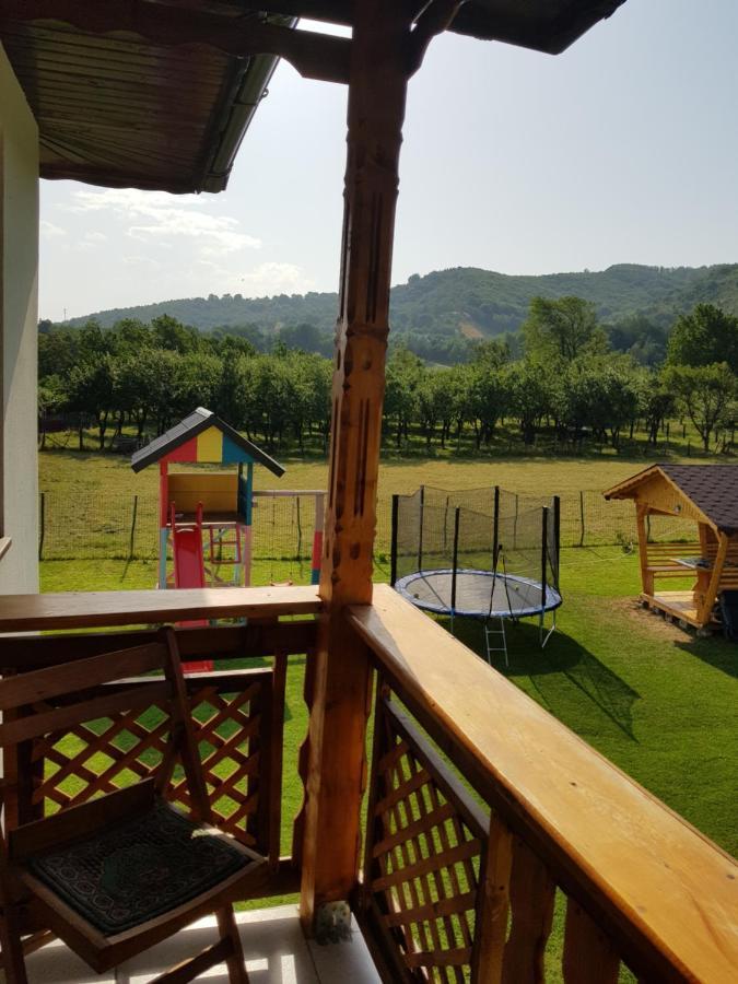 La Bunicu Vila Polovragi Exterior foto